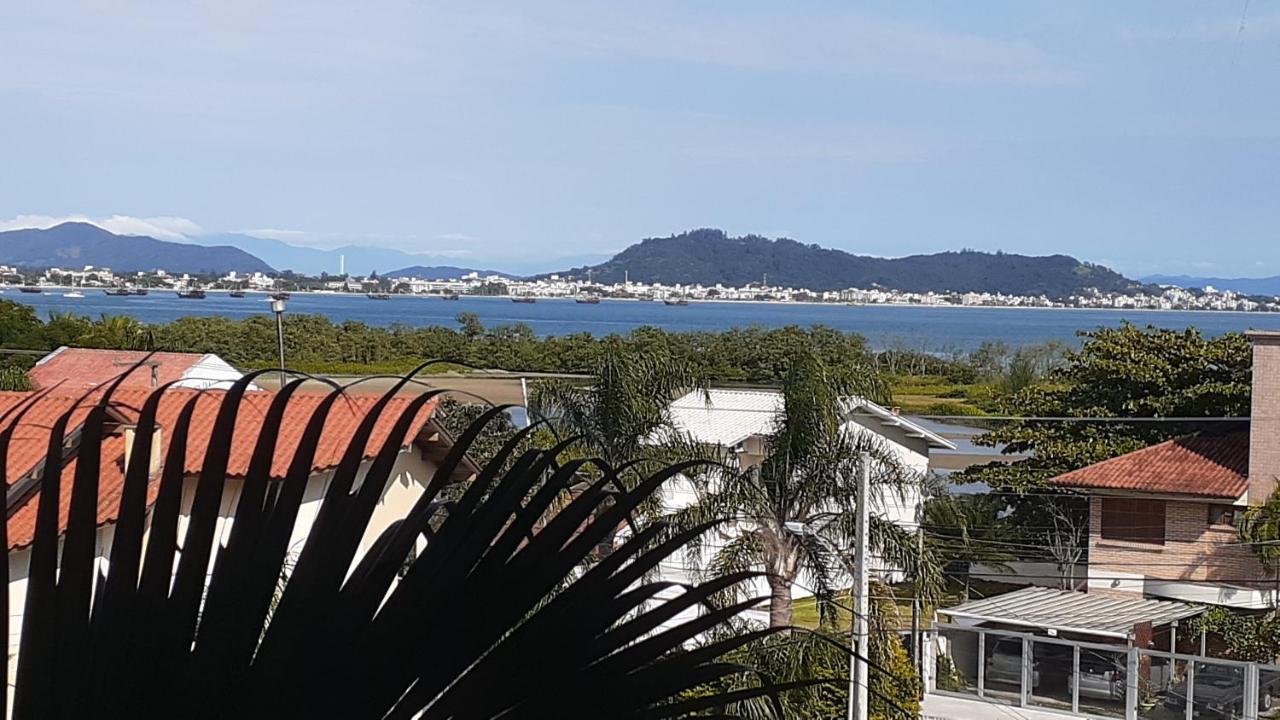 Residencial Ponta Canas 2*